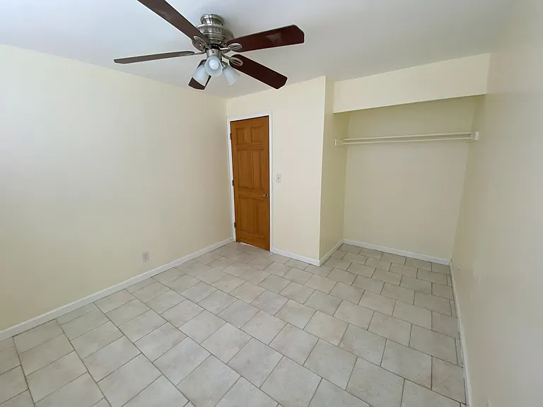 1216 W Pacific Ave — Photo 6