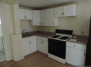 25 Darrow St APT 1, Pawtucket, RI 02860