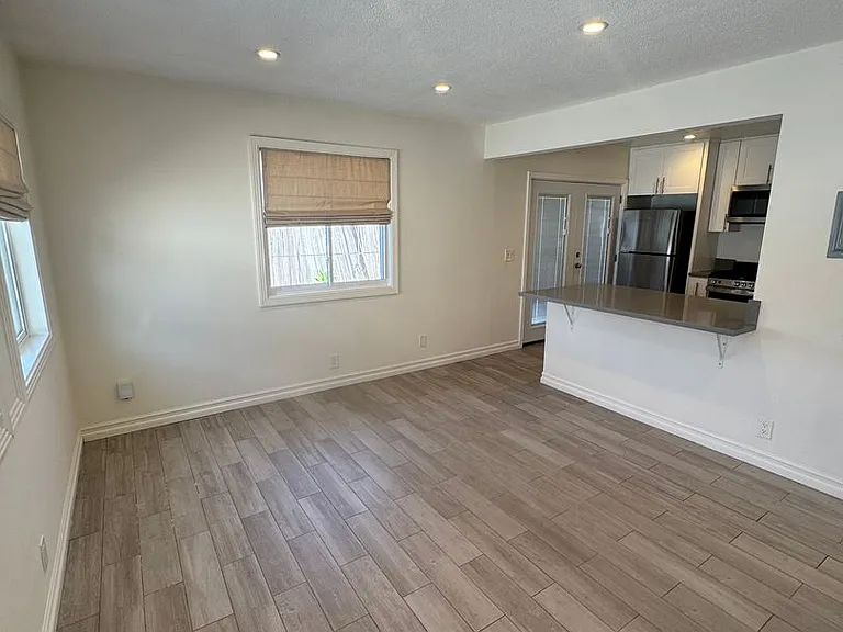 2233 Orange Ave — Photo 12