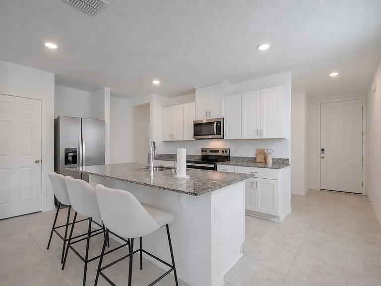 3181 Viceroy Ct — Photo 9