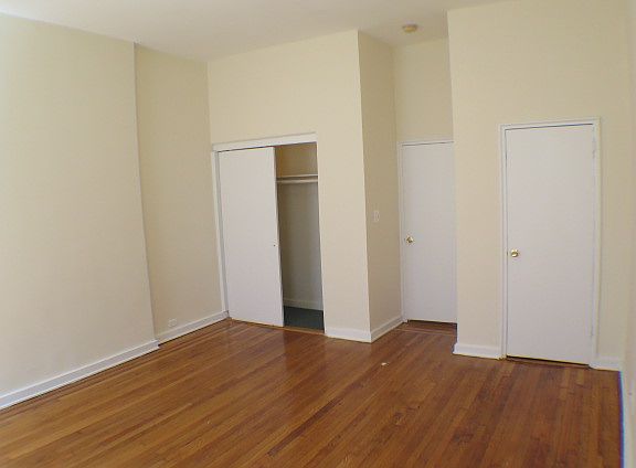 5th image of 152 E 79th St APT 3