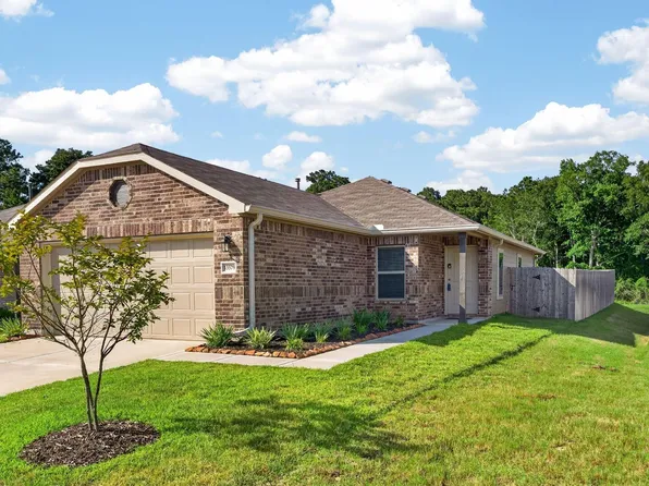 13579 Bay Springs Dr, Conroe, TX 77303