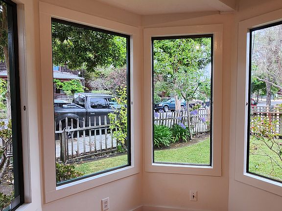 Living Room views of Front Yard