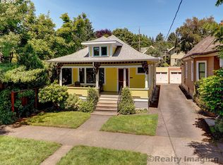 3423 SE Washington St, Portland, OR 97214