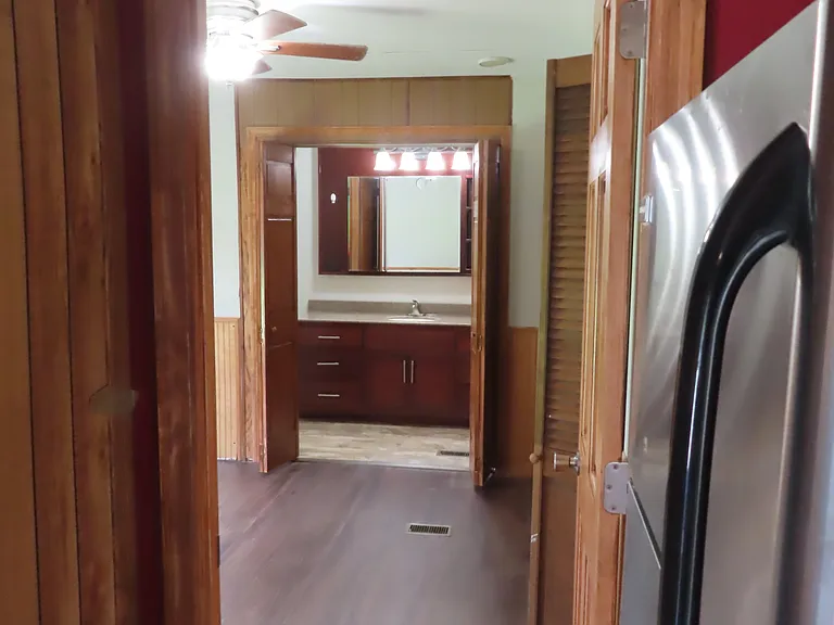 255 Indiana Ave — Photo 5