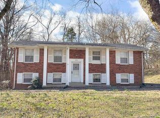 328 Dunbar Cave Rd, Clarksville, TN 37043