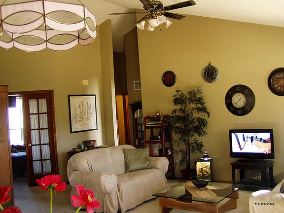 3rd image of 8110 Camfield Cir