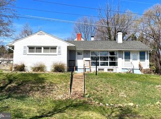 625 S Mildred St, Charles Town, WV 25414