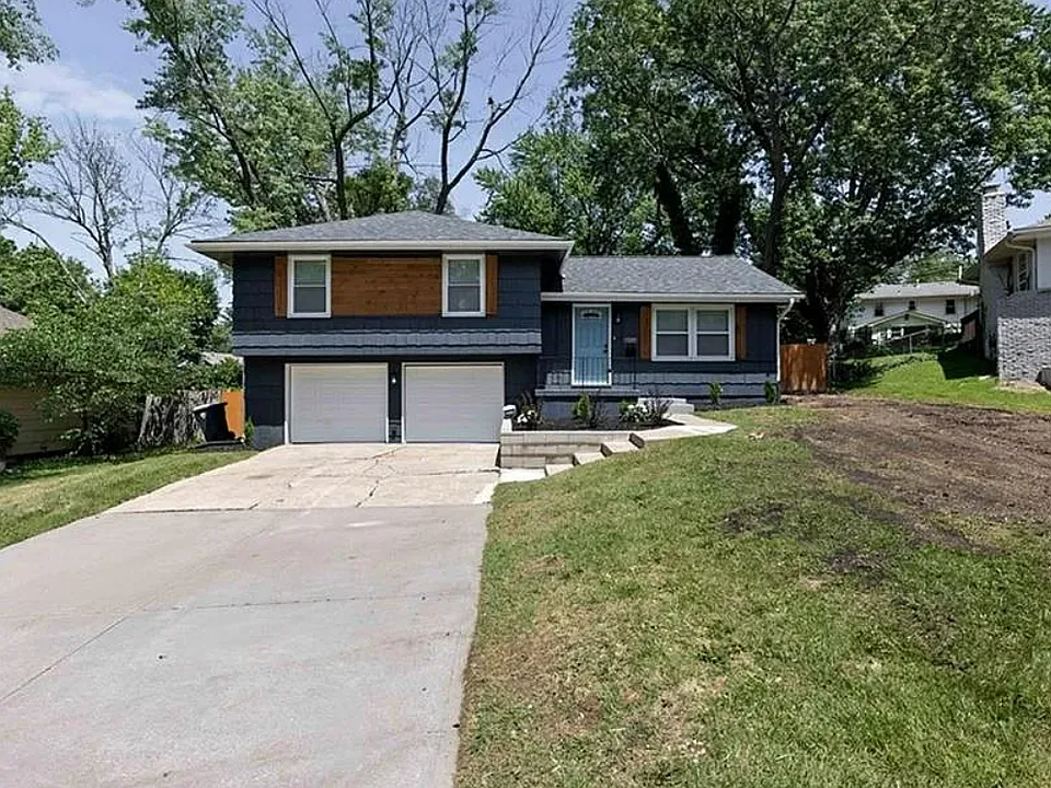 11027 Monroe Ct