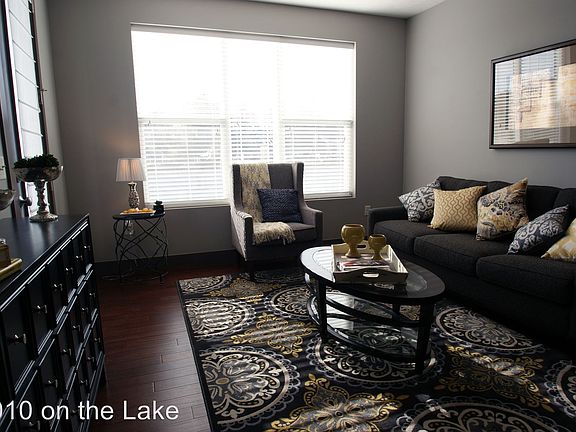 2nd image of 1004 N 192nd Ct APT 320