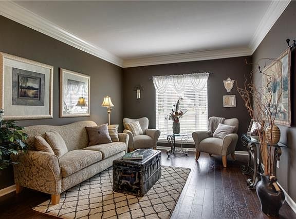 2nd image of 2015 Bratton Place Dr