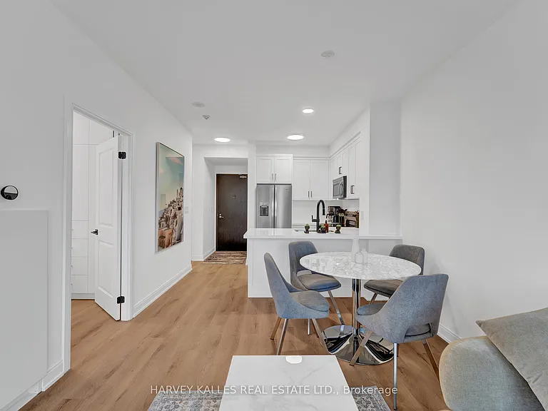18 Yorkville Ave #1606 — Photo 11