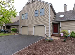 16 Elm Meadows #UNIT 16, Enfield, CT 06082