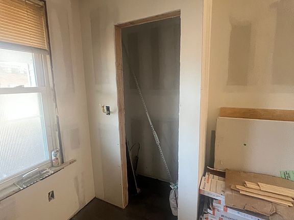 2nd image of 22 Lawrence Ave #2