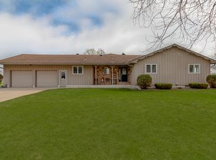 516 Date St, Minnesota Lake, MN 56068