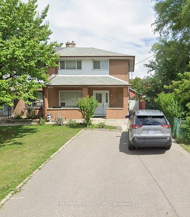1st image of 24 Whitburn Cres