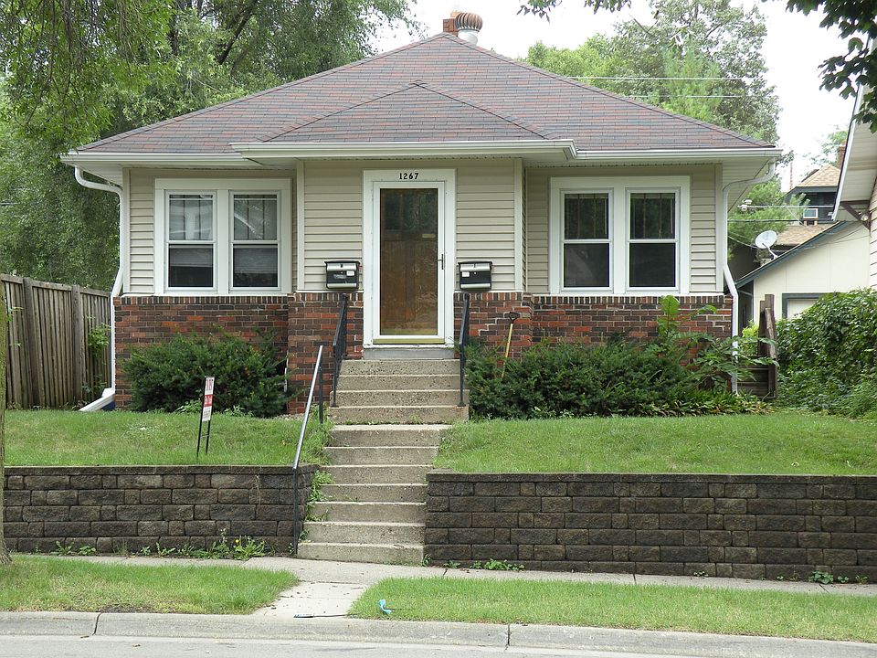 1st image of 1267 Saint Clair Ave #West
