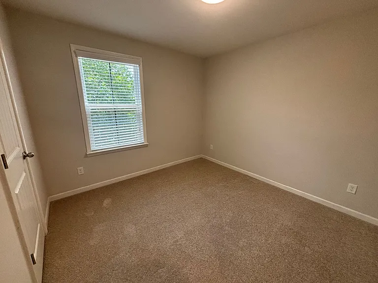 3240 Brookberry Ln — Photo 32