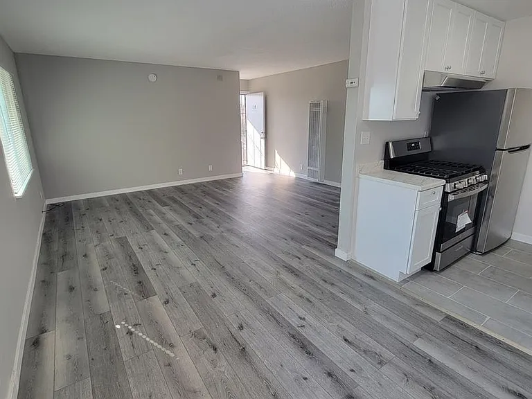 3050 Fruitvale Ave — Photo 8