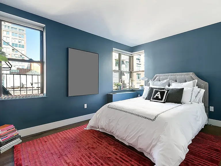 245 W 25th St #K — Photo 7