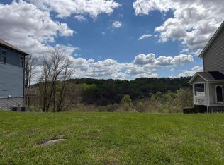 Woodbury Dr, Fairmont, WV 26554