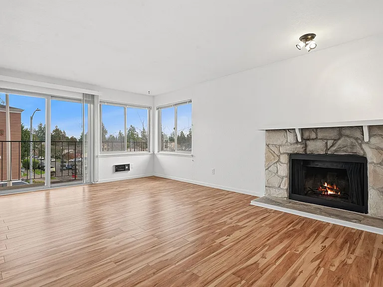 Park Place Apartments — Photo 1