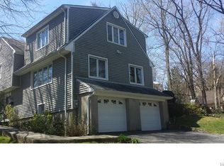 15 N Brook Rd, Larchmont, NY 10538