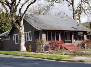 716 NW C St, Grants Pass, OR 97526