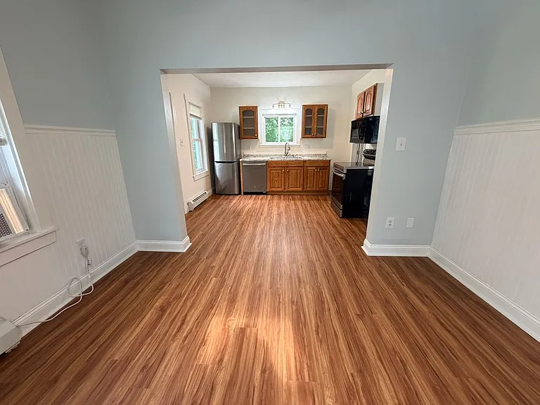 10 Shelby Ln #4 — Photo 2