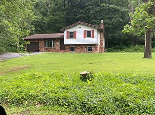 4144 Pricetown Rd, Fleetwood, PA 19522