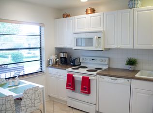 9276 Vista Del Lago #F, Boca Raton, FL 33428