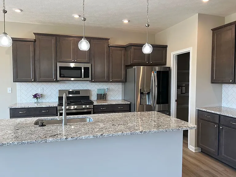 15926 Long Meadow Way — Photo 4