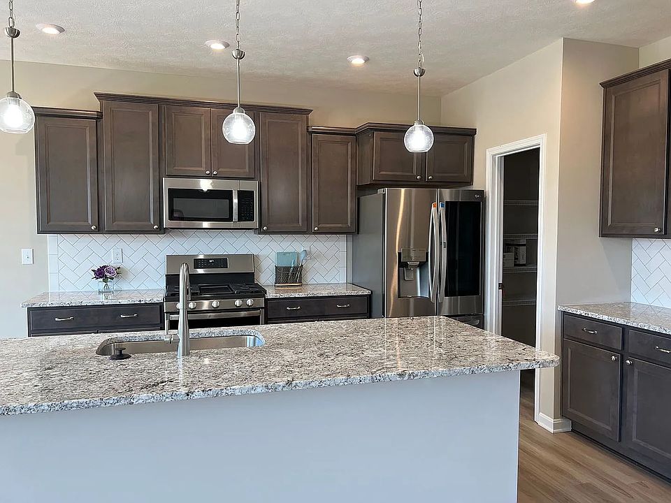 1st image of 15926 Long Meadow Way