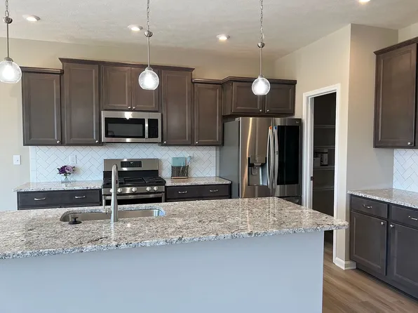 15926 Long Meadow Way, Louisville, KY 40245