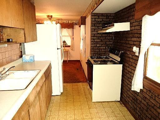 5th image of 245 Ensenada Dr