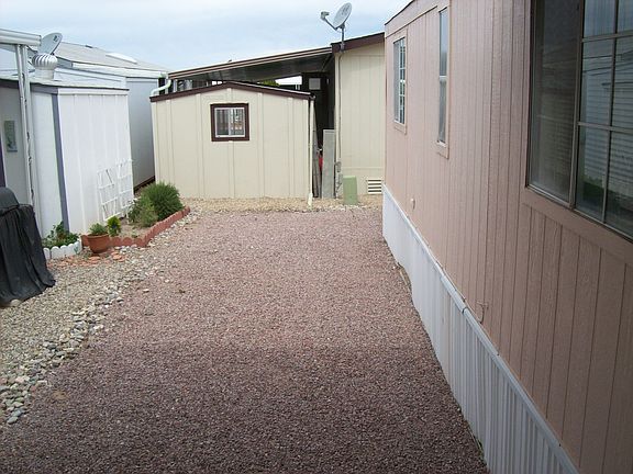 Side yard behind porch