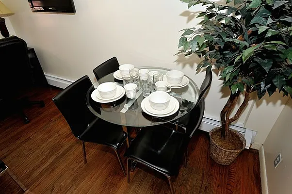 Rented by Eisenberg Exclusives | media 28