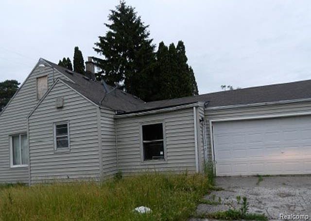 1st image of 3300 Cherry St