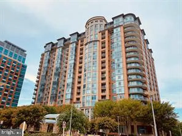 8220 Crestwood Heights Dr APT 411, Mc Lean, VA 22102