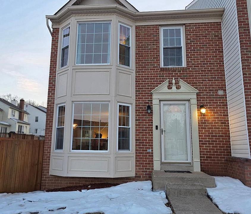 1st image of 301 Twin Brook Ln