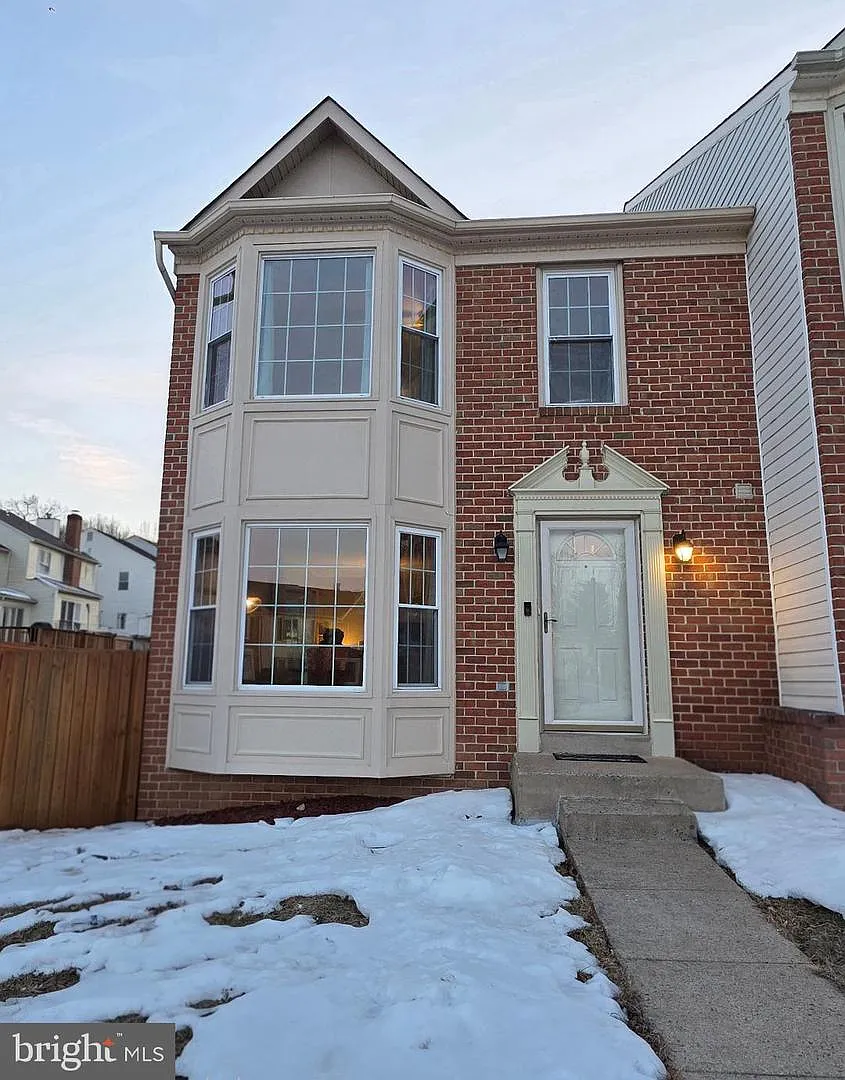301 Twin Brook Ln photo 1