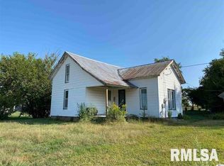 893 N 775th Ave, Mount Sterling, IL 62353