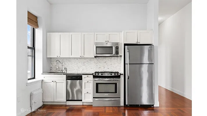 Rented by Douglas Elliman | media 20