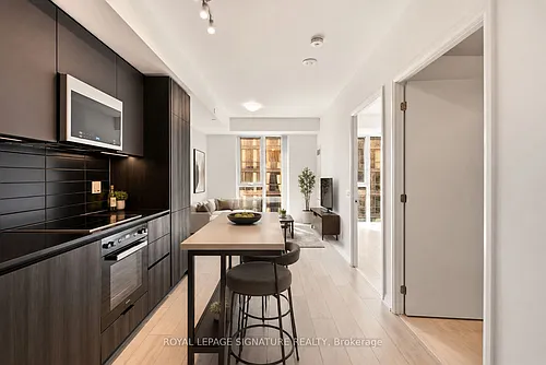 400 King St W #1519 Photo 1