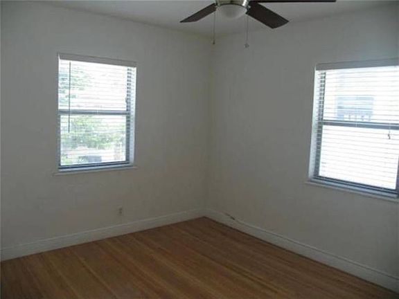 4th image of 1040 Jefferson Ave APT 3