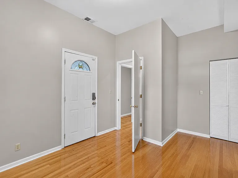 3354 W Jackson Blvd #2 — Photo 9