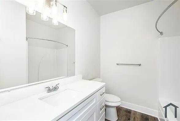12101 Turnberry Cv — Photo 10