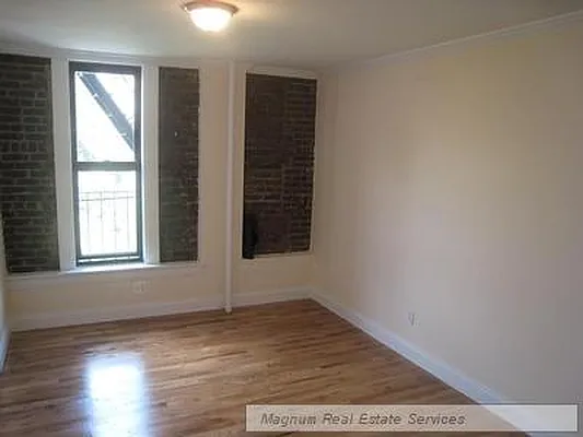 Rented by Magnum Realty Holdings, LLC | media 8