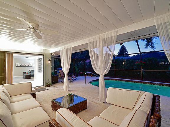 2nd image of 5703 Doral Ct