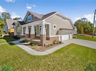 596 Starkey Rd, Zionsville, IN 46077